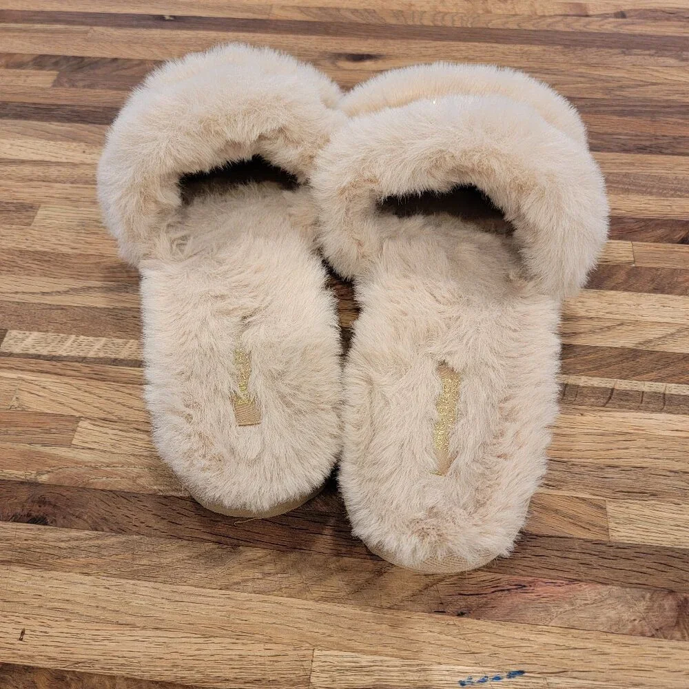 Michael Kors Scarlett Chain Cozy Faux Fur Slippers in camel multi color